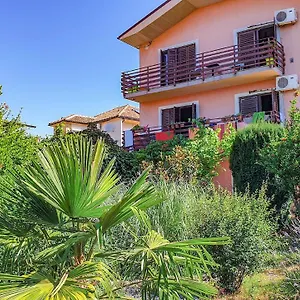  Apartment Marinici - With Private Parking